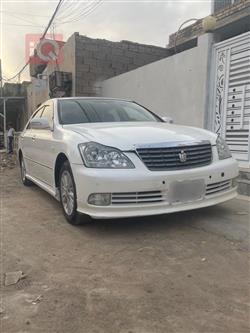 تۆیۆتا کراون